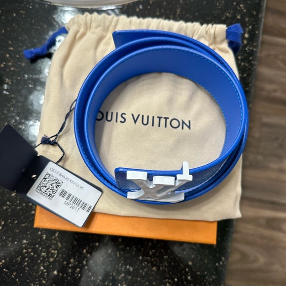 ***NWT Louis Vuitton Clouds ☁️ Belt - Picture 3 of 7